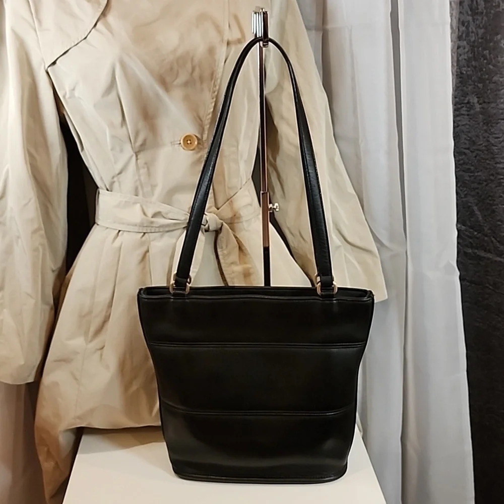 Vintage Coach Tribeca Shopper #9098